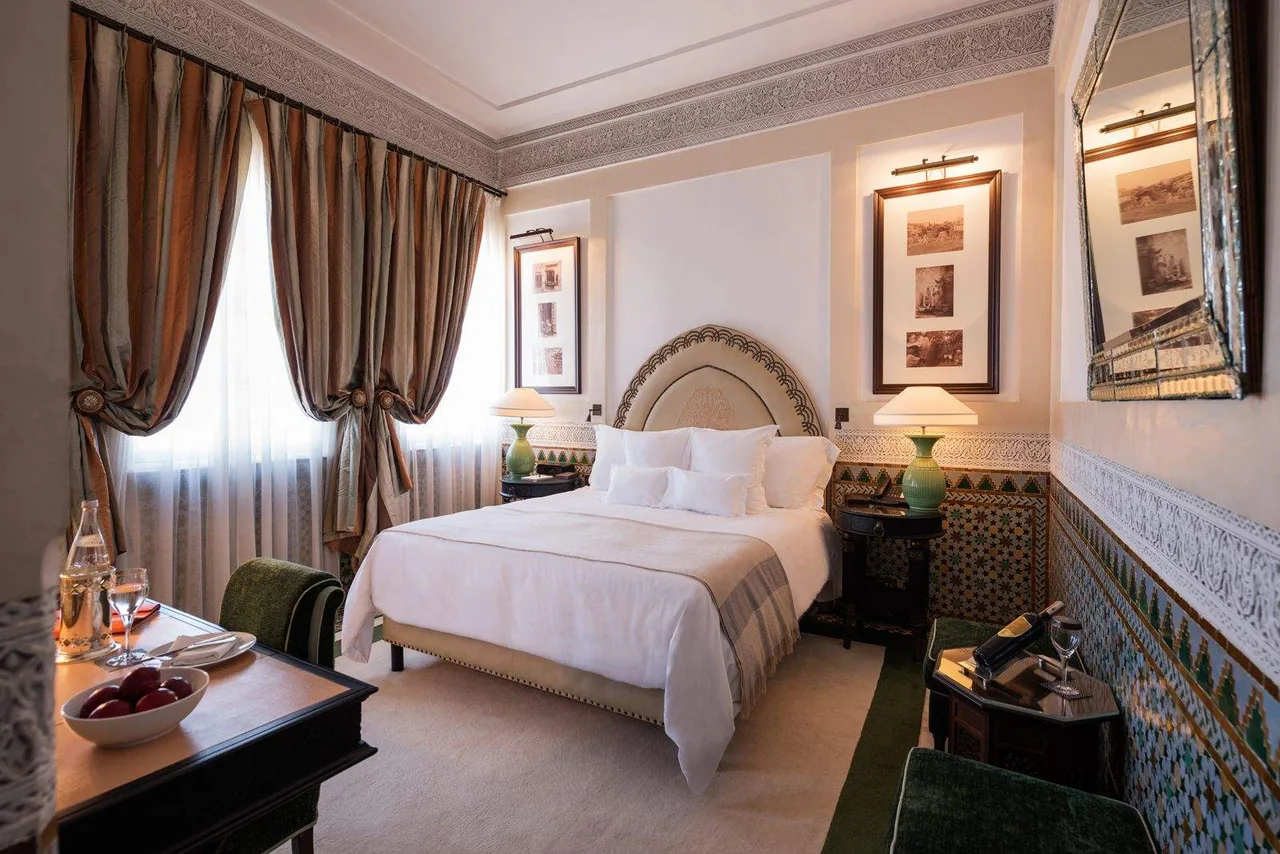 Chambre et décoration marocaine — La Mamounia