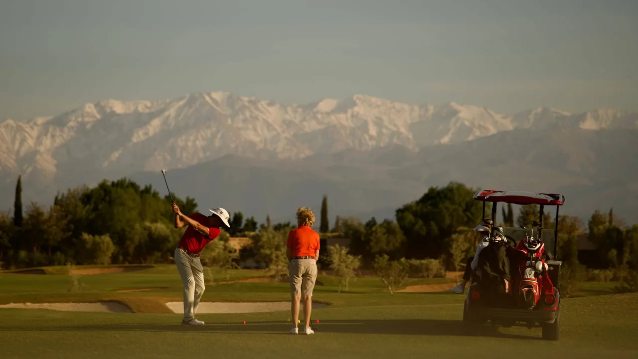 Parcours de golf et montagnes de l’Atlas — Park Hyatt Marrakech