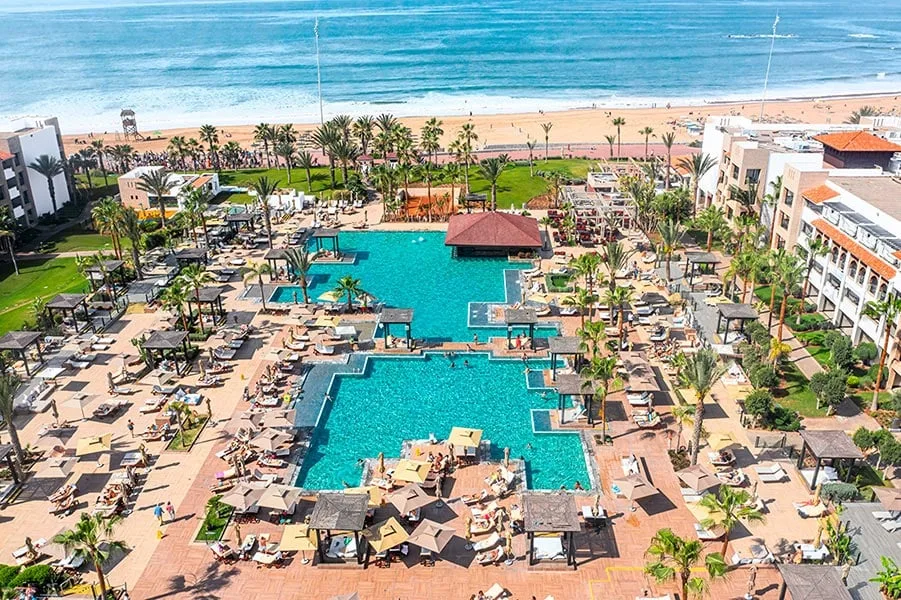Piscine et front de mer — Riu Palace Tikida Agadir